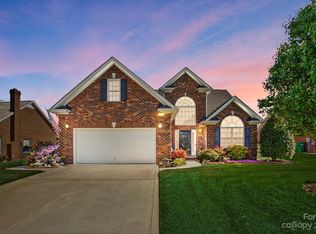 12707 Hill Pine Rd, Midland, NC 28107