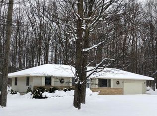 520 Thumm Rd, Gaylord, MI 49735