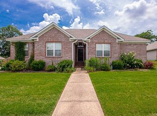 3023 Red Hawk Cv, Alexander, AR 72002