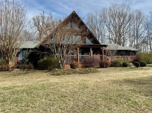 3998 Lambs Church Rd, Altavista, VA 24517