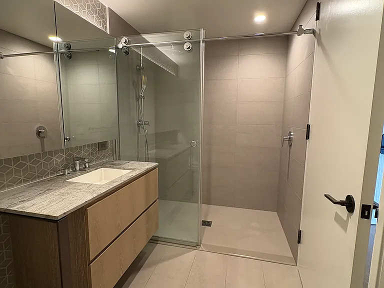 1000 Auahi St #4105 — Photo 14