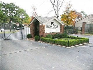 1st image of 364 Clove Dr