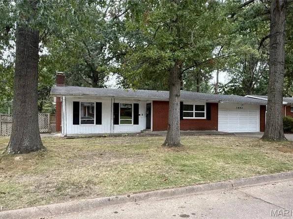 1662 Westwood Dr, Cape Girardeau, MO 63701