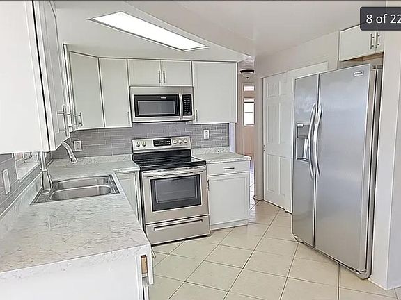 2nd image of 1051 Saxon Ln