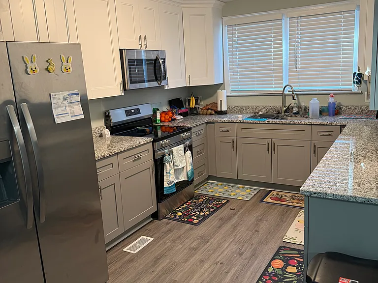 Shared spacious kitchen
