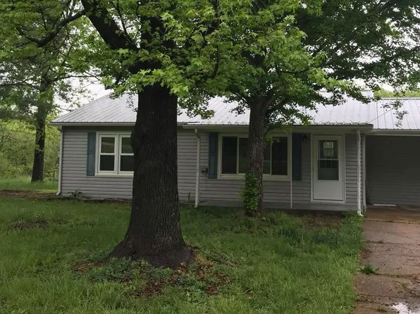408 11th St, Crocker, MO 65452
