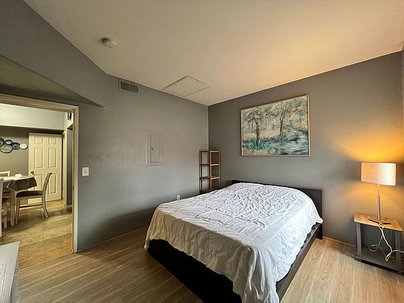 4th image of 2615 W Gary Ave Unit 2081