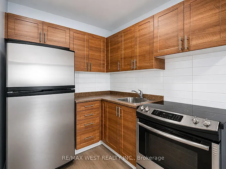 354 Marlee Ave — Photo 5