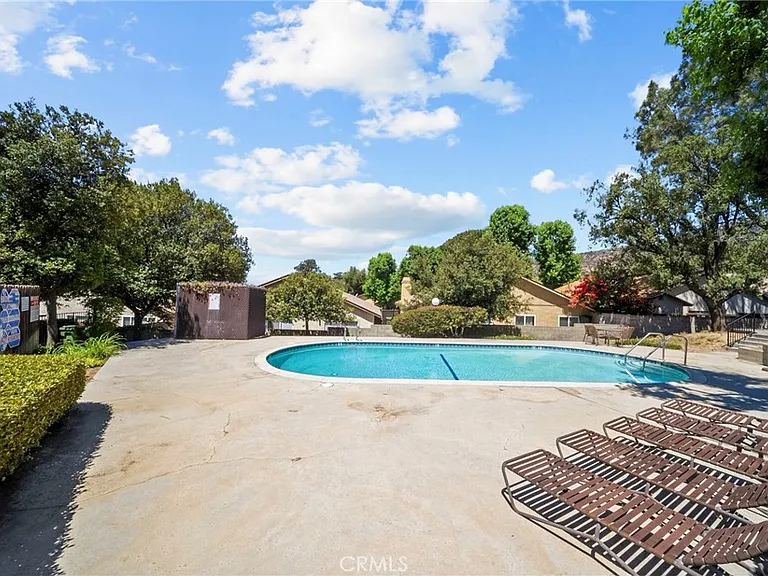 14071 Fenton Ln — Photo 10