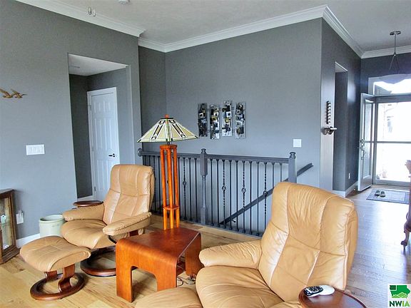 5th image of 3821 Park Pl
