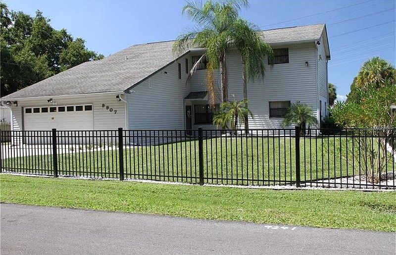 1st image of 9907 River Dr