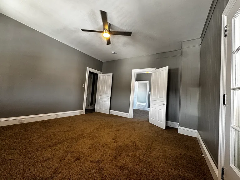 302 Main St #2 — Photo 11