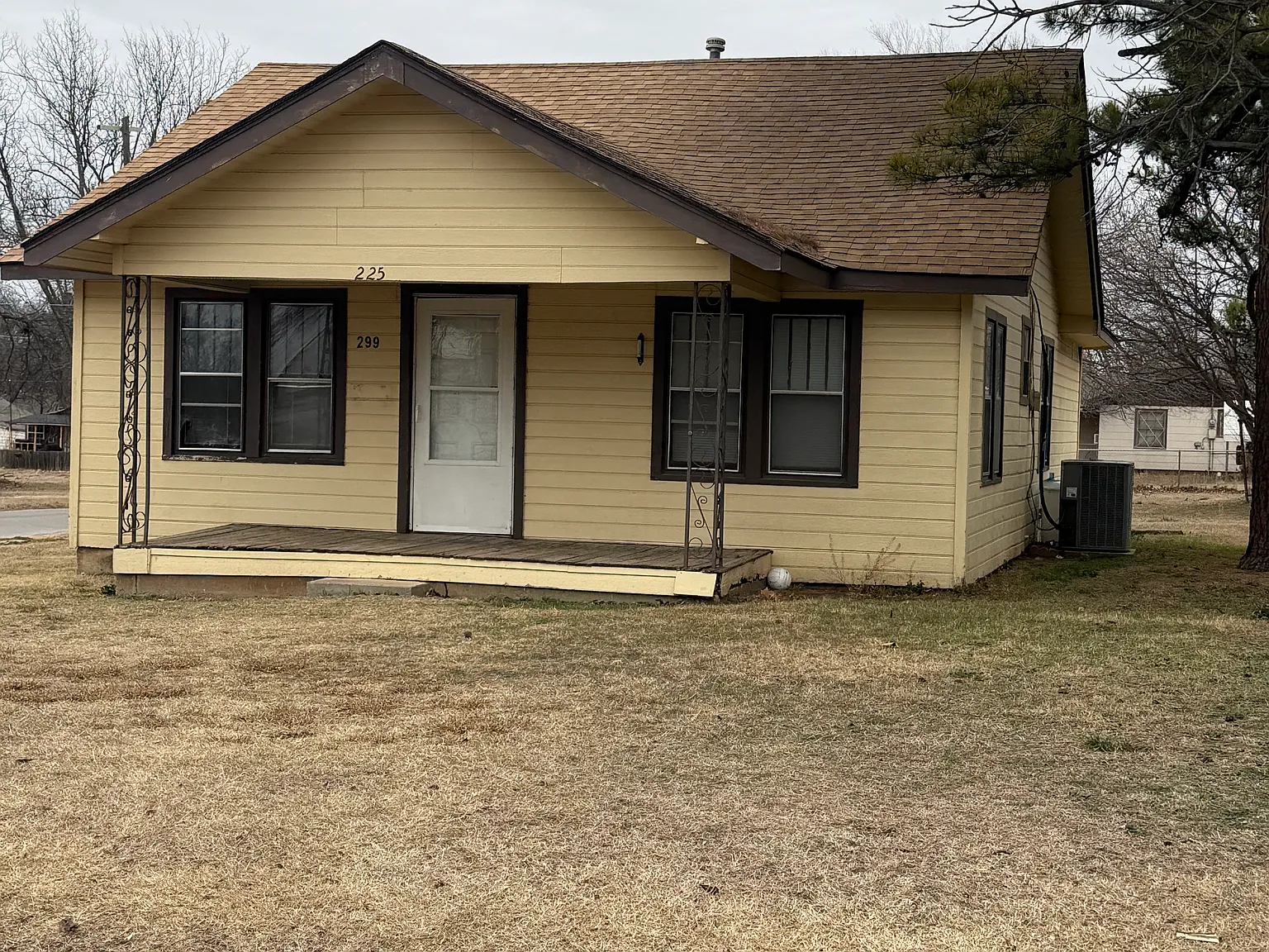 2 bed, 908 sqft, $750 — Photo 2