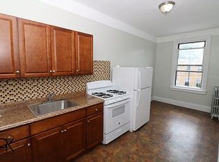 69-46 64th St #2R, Ridgewood, NY 11385