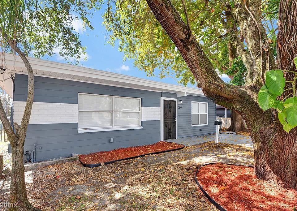 1st image of 2909 E 19th Ave