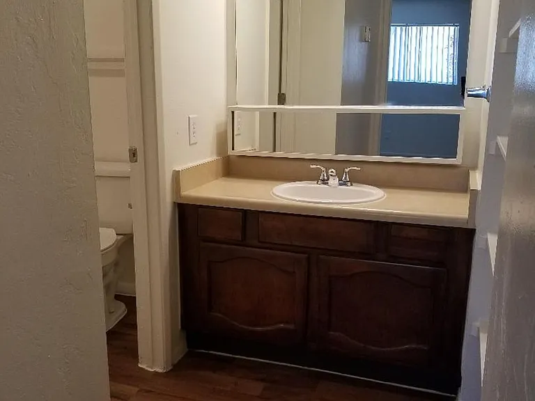 Pantano Villas Apartments — Photo 28