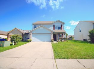 8121 Maple Stream Ln, Indianapolis, IN 46217