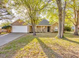 615 Rosewood Pl, Joshua, TX 76058