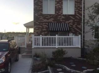 95 Haven Ave, Staten Island, NY 10306