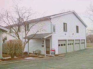 1048 E Crescentville Rd, Cincinnati, OH 45246