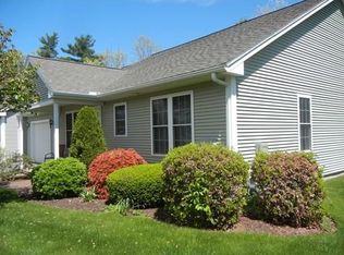 10 Parc Pl UNIT 3, Southampton, MA 01073