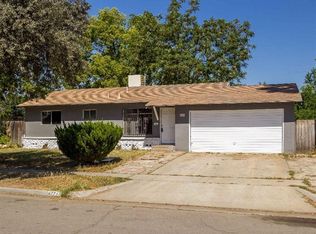 4771 E Cetti Ave, Fresno, CA 93702