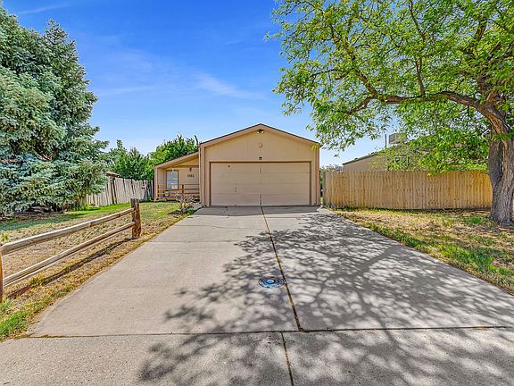 2nd image of 466 1/2 Carson Lake Dr
