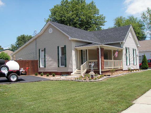 RESIDENCE
