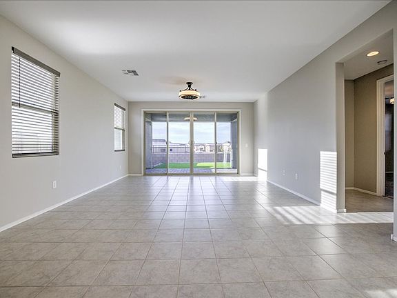 5th image of 10830 W Sarabella Dr