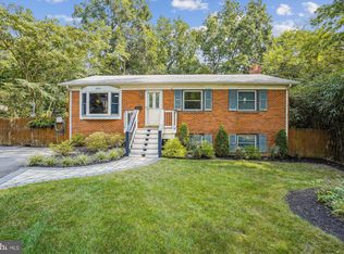 2204 Madison Ct, Woodbridge, VA 22191