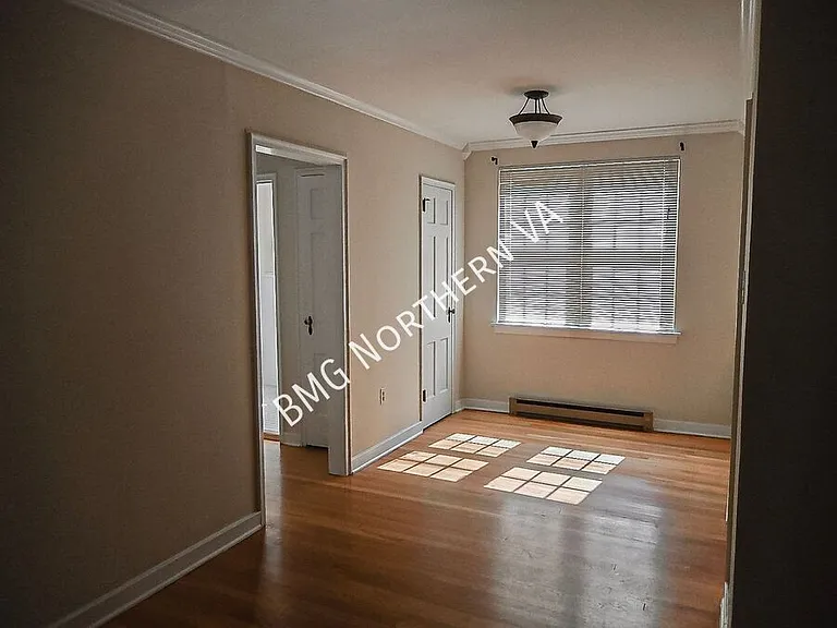 3403 Commonwealth Ave #B — Photo 3