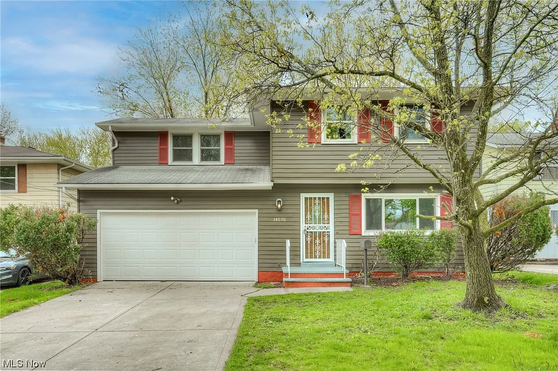 14030 Summit Ave photo 1