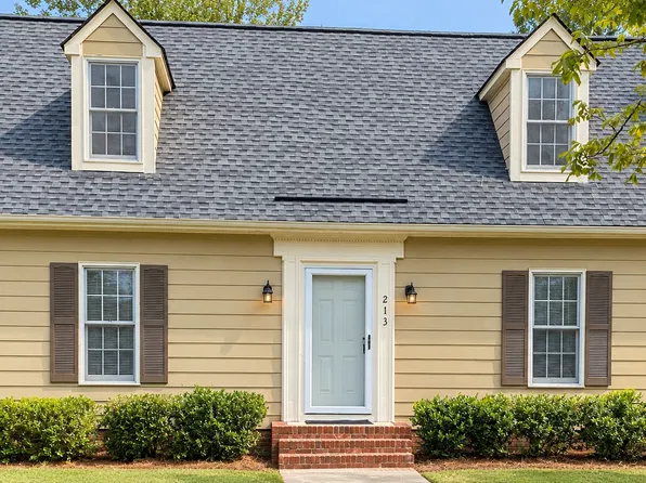 213 Curlew Ave, Hopkins, SC 29061