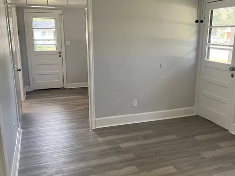 2310 Willingham Dr — Photo 3