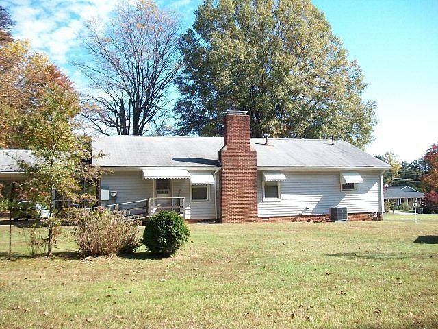 2nd image of 307 S Edgewood Rd