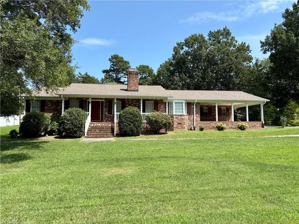 335 Gregg St, Archdale, NC 27263