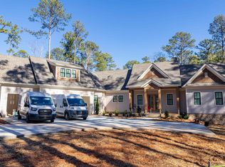 1040 Parrotts Cv, Greensboro, GA 30642