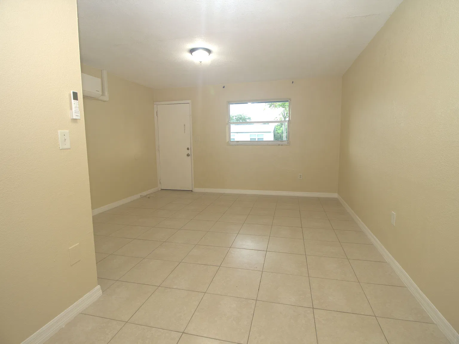 2238 Washington St. - B — Photo 3
