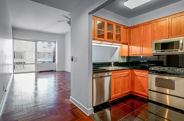 Rented by BLU Real Estate | media 2