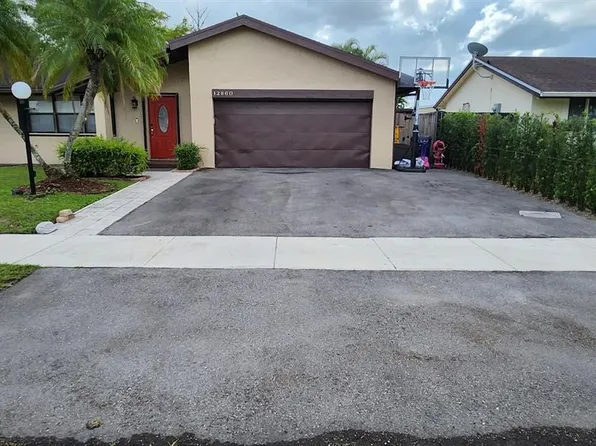 12860 SW 149th St, Miami, FL 33186