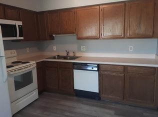 16046 Holz Dr UNIT 38, Southgate, MI 48195