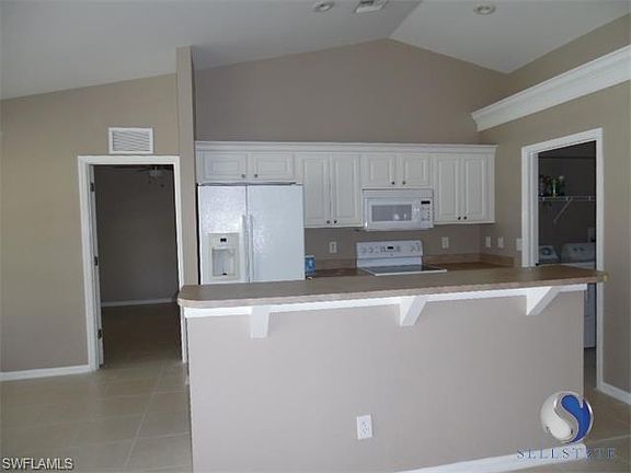 4th image of 4114 E Gator Cir