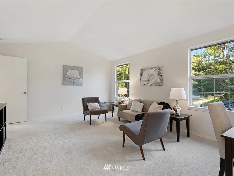 14723 SE 63rd Pl — Photo 5