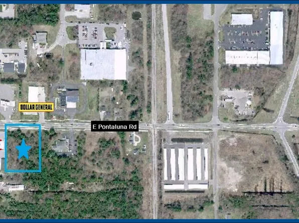 1061 E Pontaluna Rd, Spring Lake, MI 49456