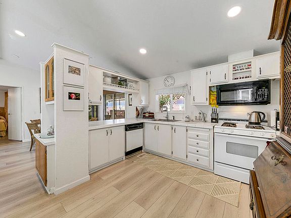 2nd image of 81641 Avenue 48 Space 45