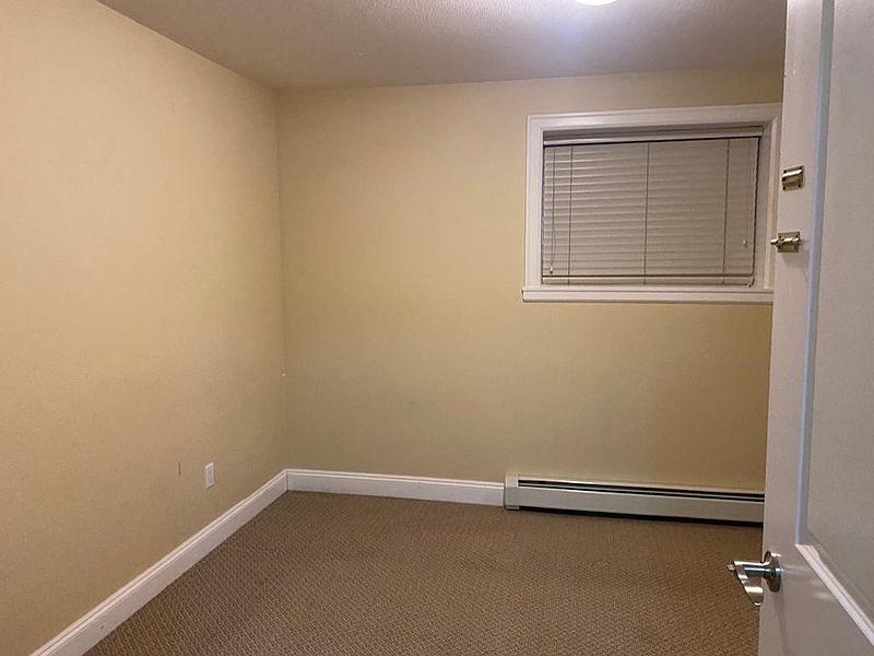 Surrey Apartment for rent - 1 Bedroom — photo 4