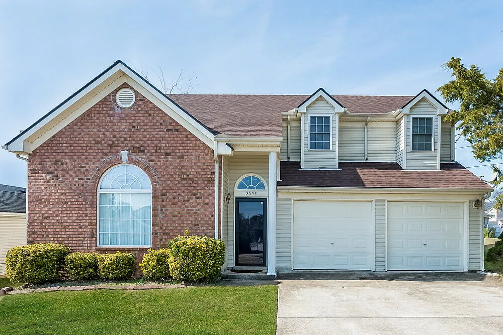 3 bed, 2.5 bath, 1410 sqft, $2,150 — Photo 1