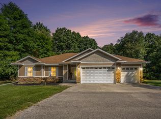 21210 Craig Dr, Pierson, MI 49339