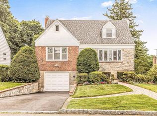 58 Croydon Rd, Yonkers, NY 10710