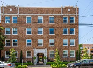 325 Harvard Ave E APT 103, Seattle, WA 98102
